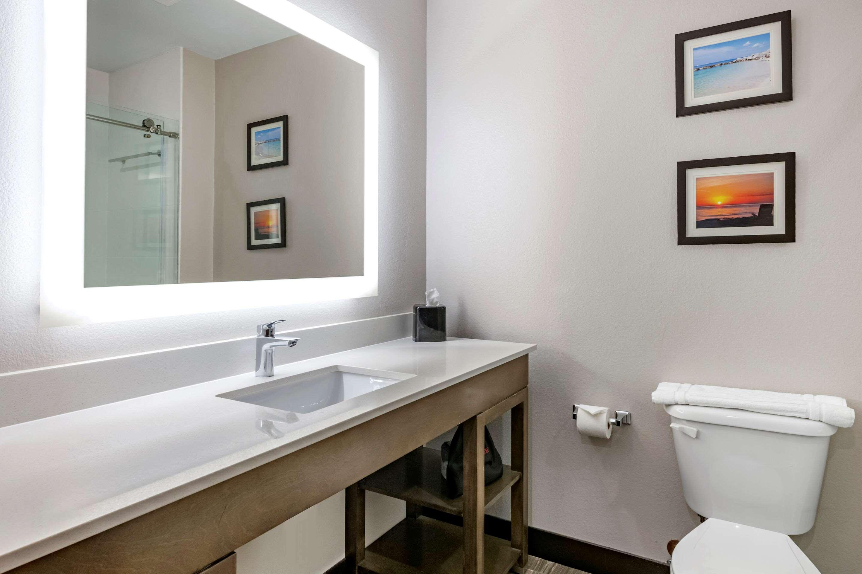 Comfort Suites Fort Lauderdale Airport & Cruise Port Dania Beach Ngoại thất bức ảnh