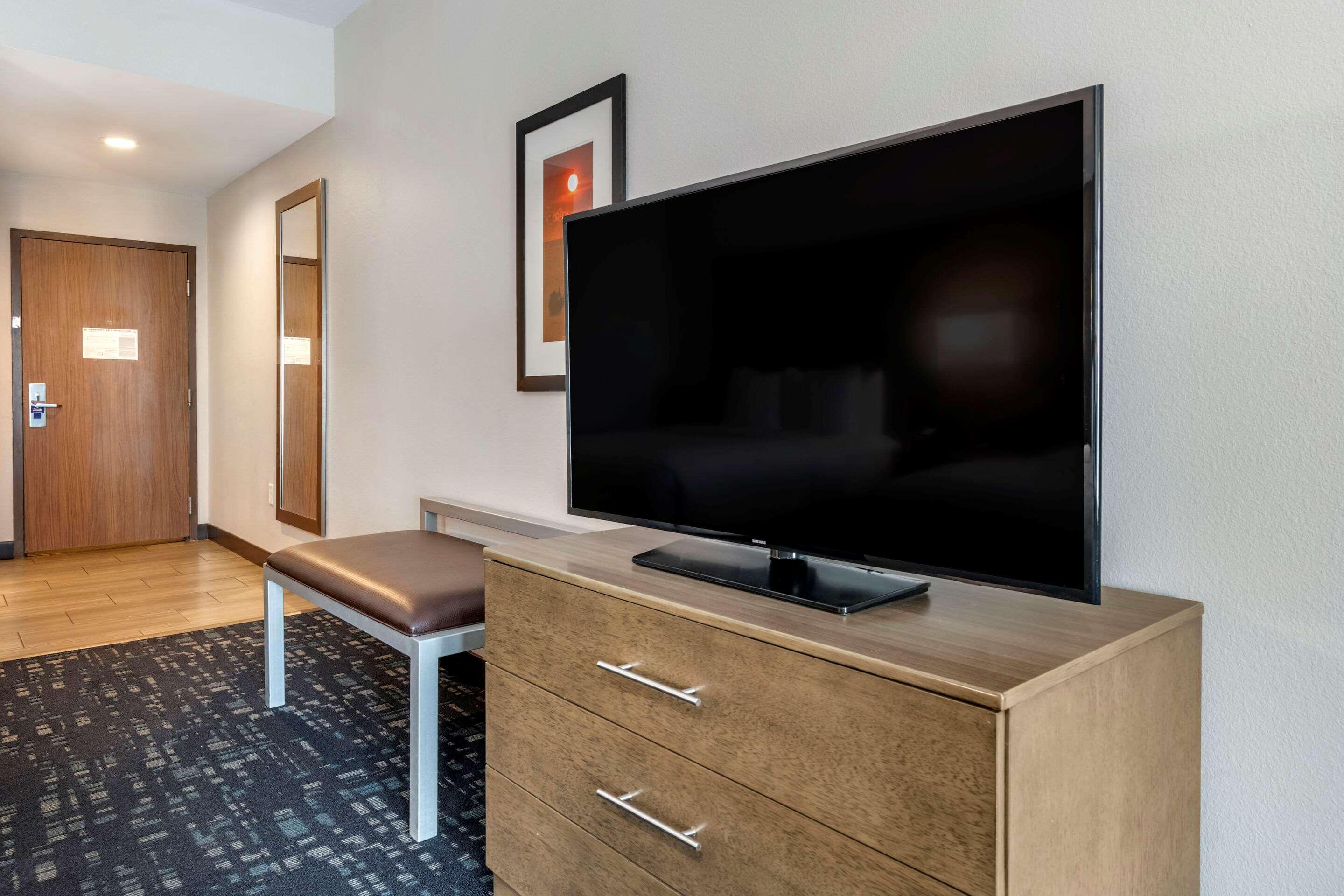 Comfort Suites Fort Lauderdale Airport & Cruise Port Dania Beach Ngoại thất bức ảnh