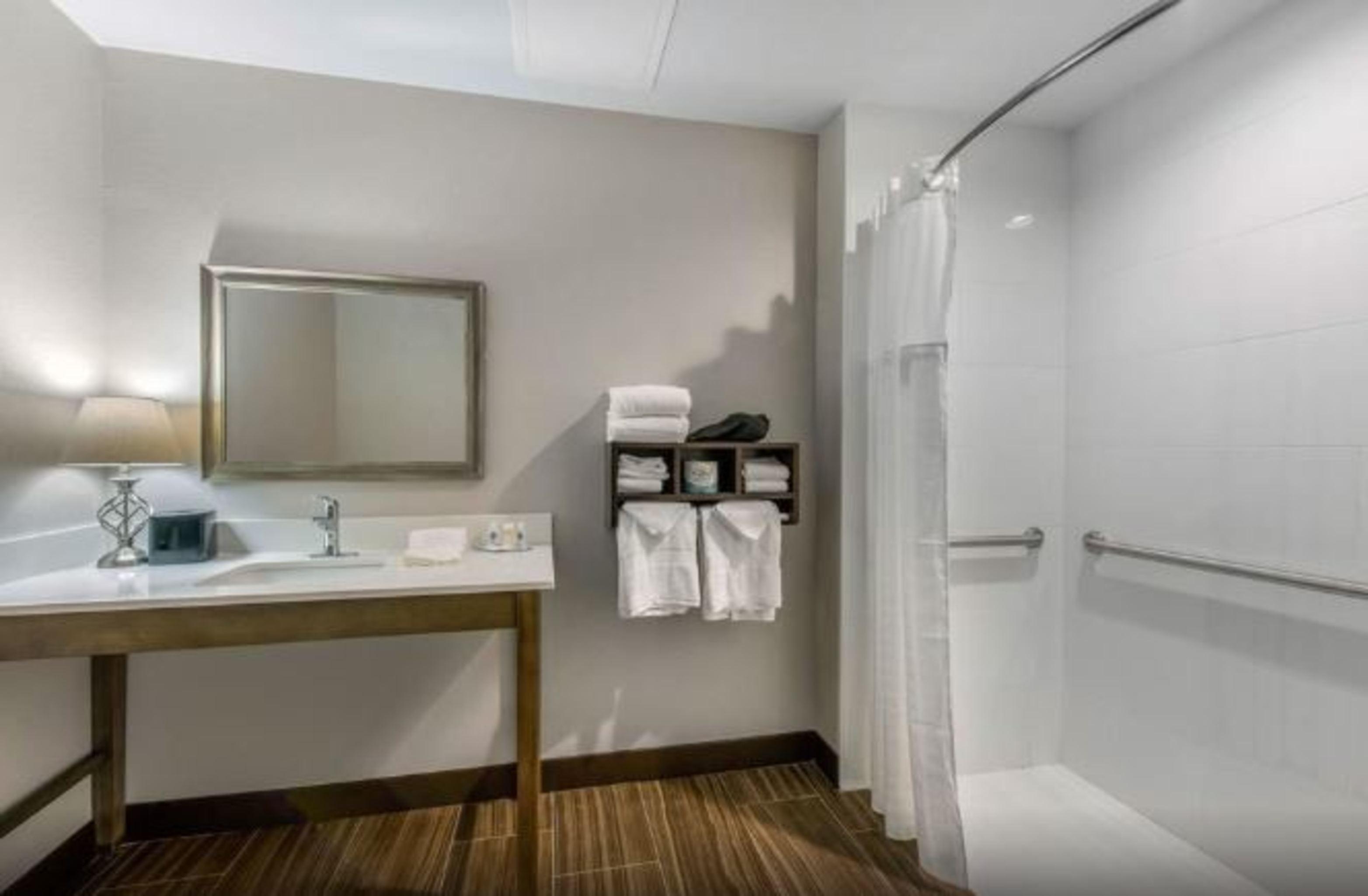 Comfort Suites Fort Lauderdale Airport & Cruise Port Dania Beach Ngoại thất bức ảnh