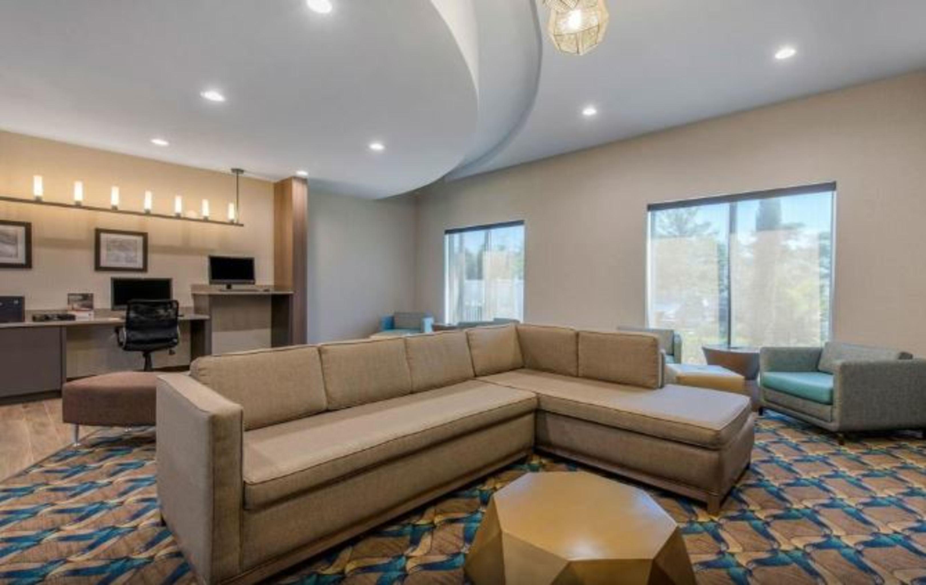 Comfort Suites Fort Lauderdale Airport & Cruise Port Dania Beach Ngoại thất bức ảnh